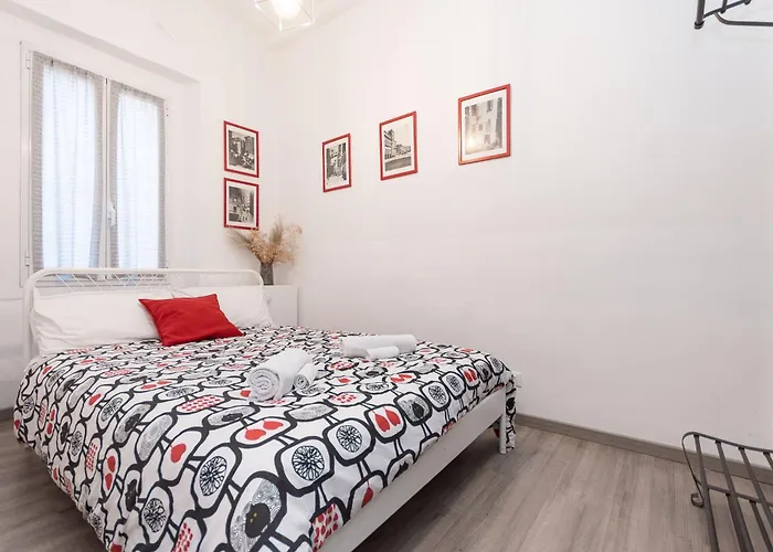 Mascherona Apartment, 10 Minutes From The Aquarium * Genova